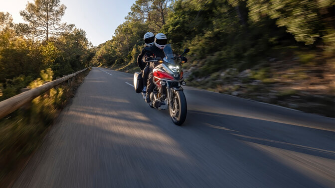 Vue de face de la Honda NC750X