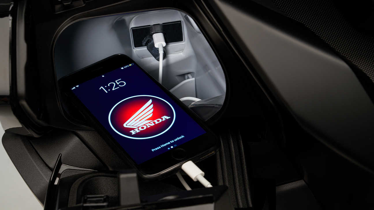 Forza 125, prise USB Type-C