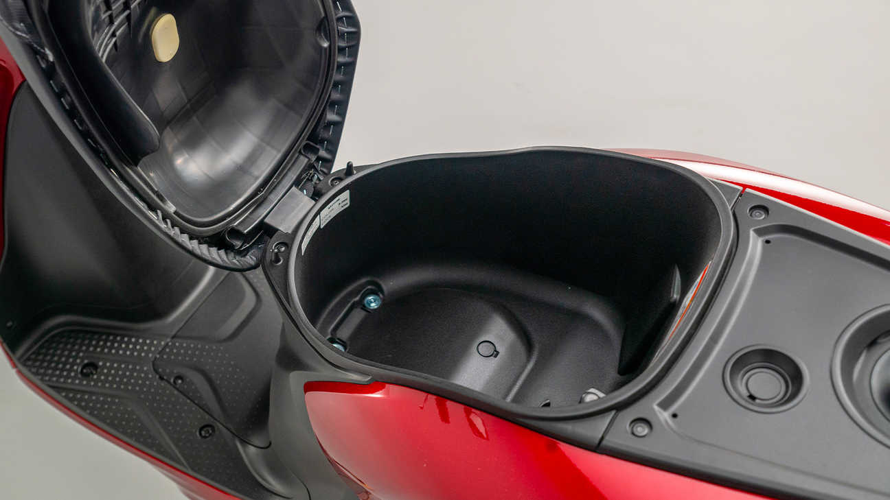 Scooter Honda Vision 110, un nouveau style élégant avec plus d'espace de rangement