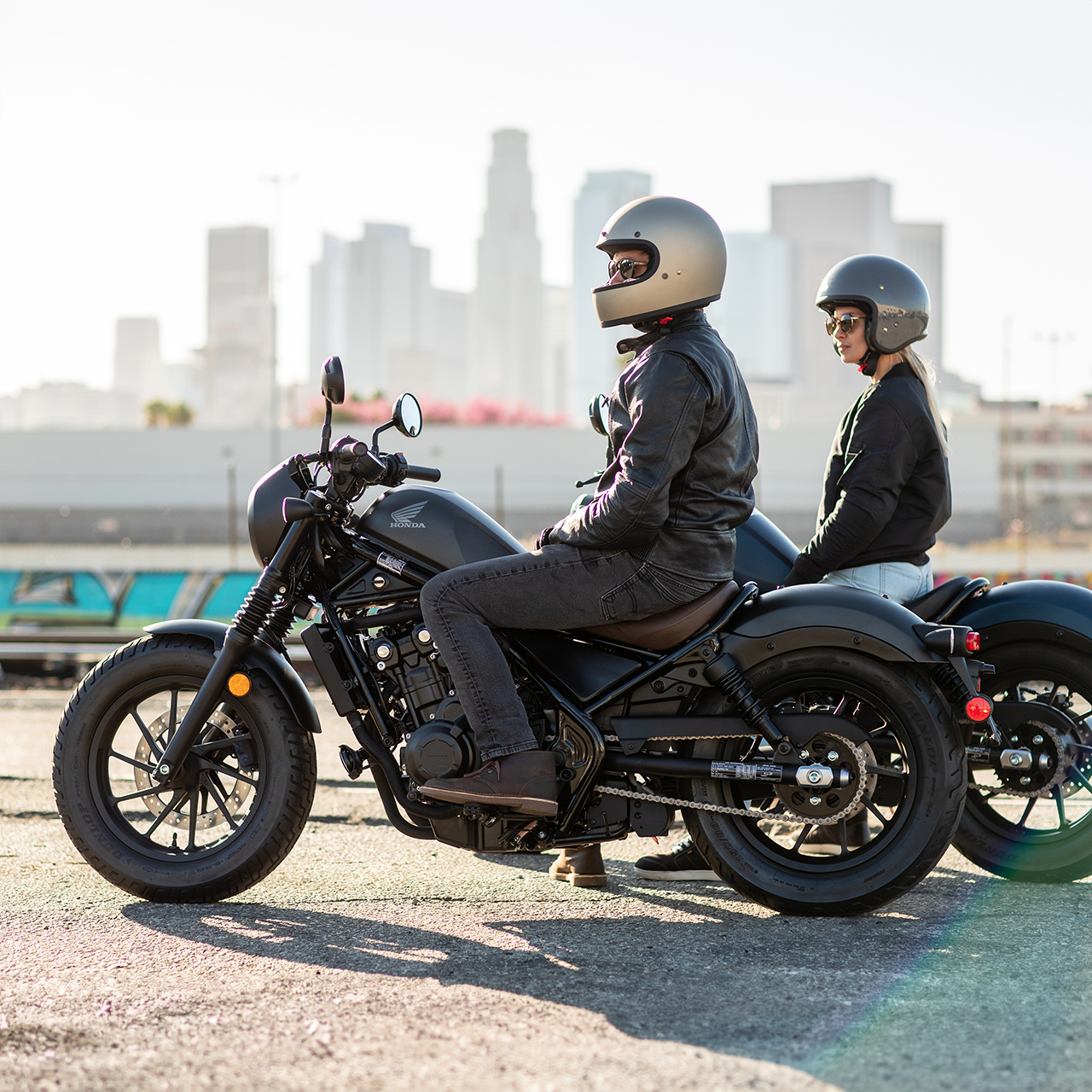 CMX500 Rebel avec deux pilotes