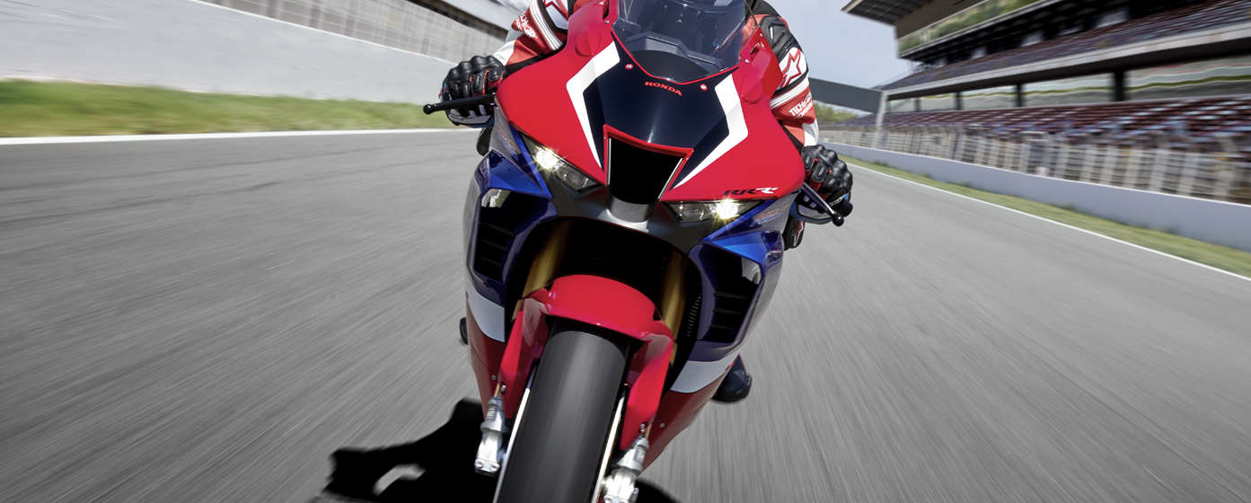 Honda CBR1000RR-R Fireblade 2020 sur circuit